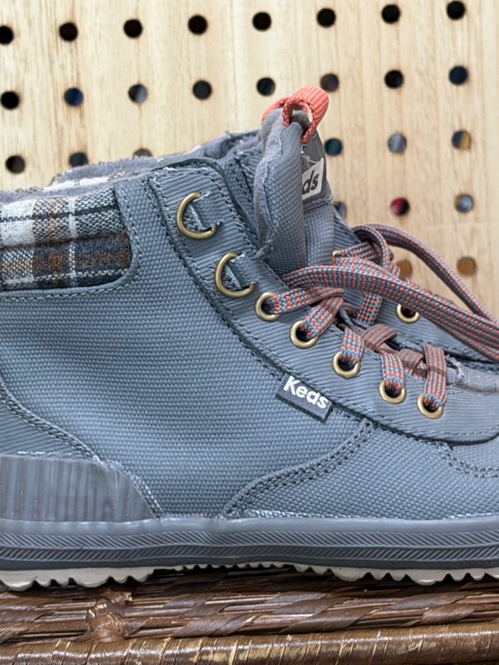 Keds Gray Trek Hiking Sneaker Boots Plaid Lined Size 5